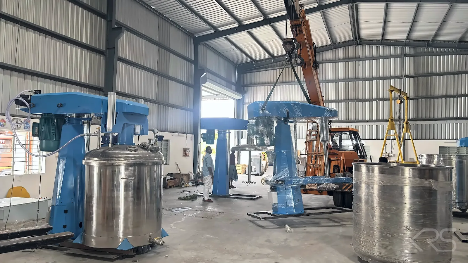 KRS DISPERMAHLTECHNIK High Speed Dissolvers and stainless steel vessels in the KRS workshop ready for dispatch